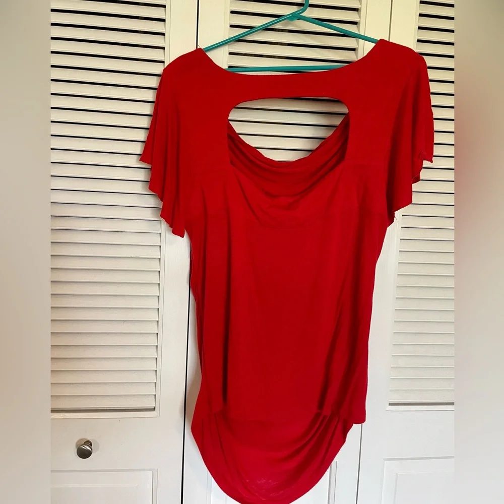 Dots super cute Cut out Top - Picture 2 of 3